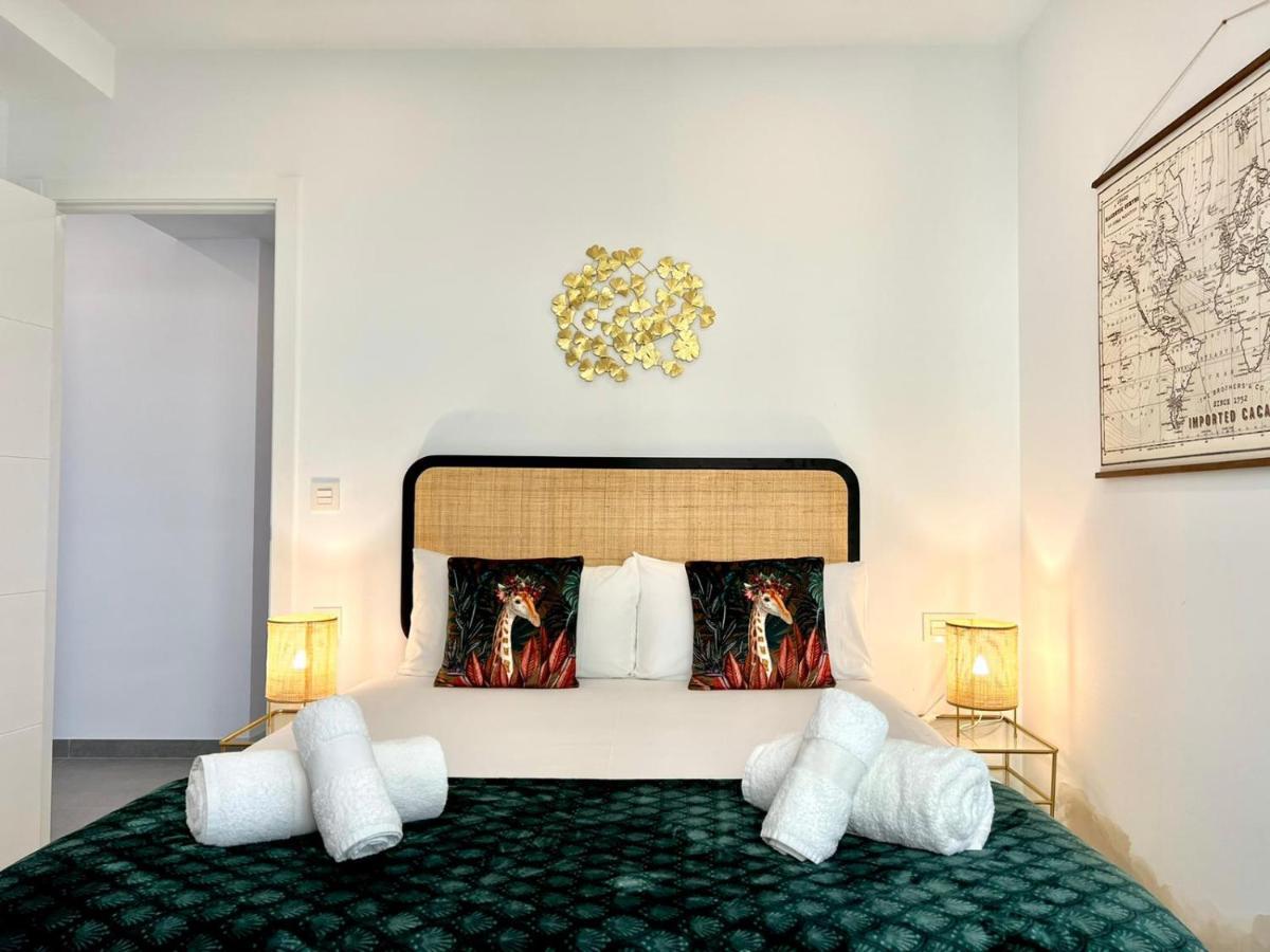 Malagueta Beach I & Private Terrace By Ele Apartments Malaga Bagian luar foto