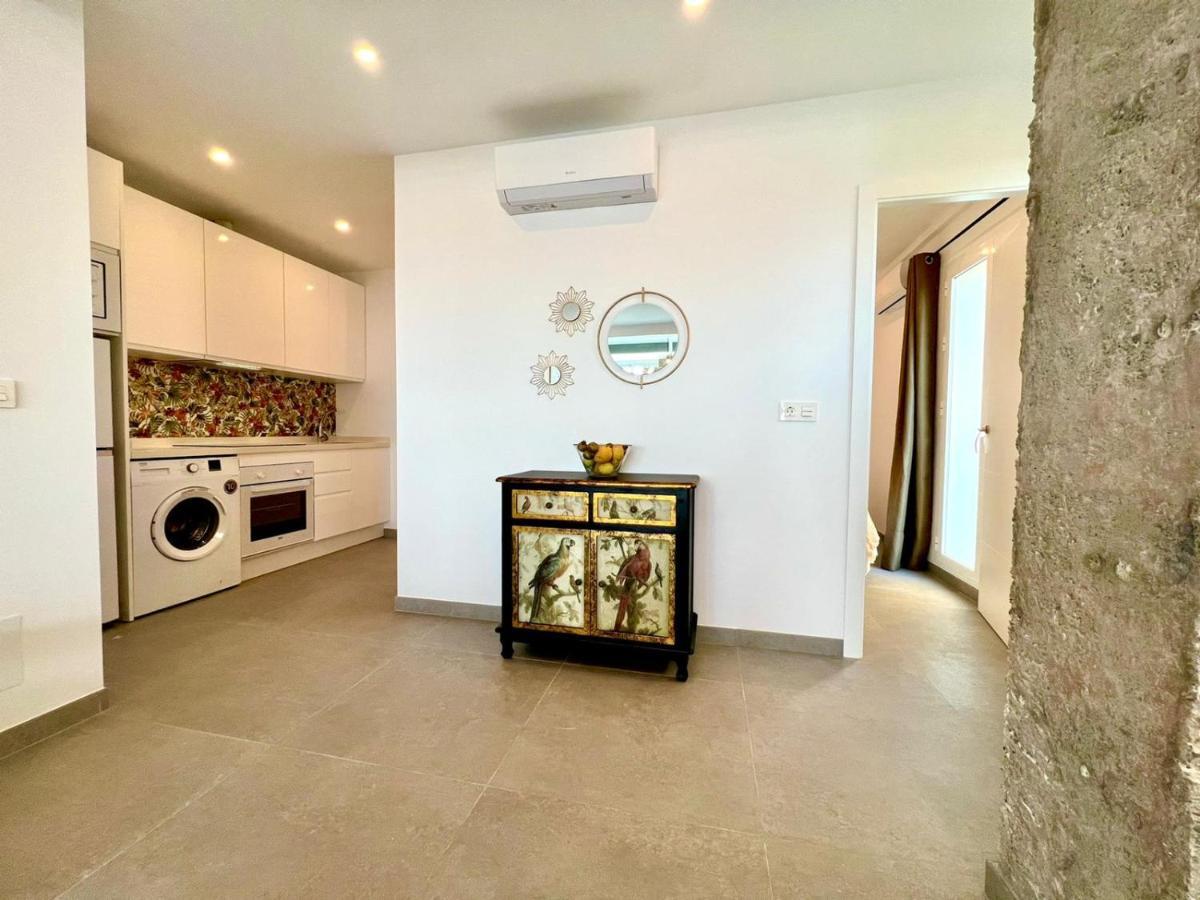 Malagueta Beach I & Private Terrace By Ele Apartments Malaga Bagian luar foto