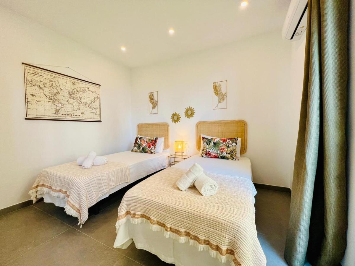 Malagueta Beach I & Private Terrace By Ele Apartments Malaga Bagian luar foto